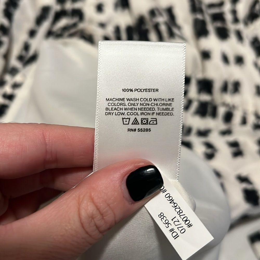 Express Dress - Picture 7 of 7